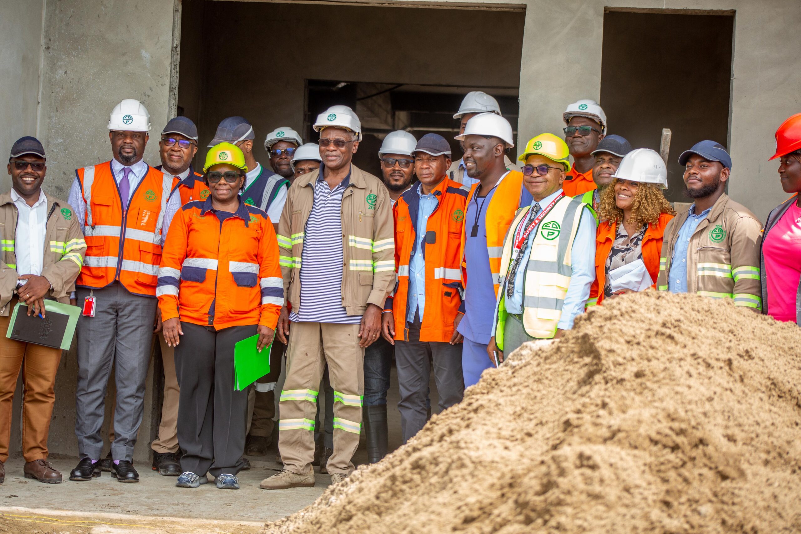 Sphère de 1000TM, Le PCA visite le chantier de Bonaberi